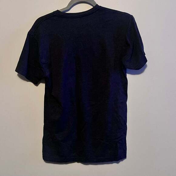 GV Art Design keep the chief women’s shirt size small - Picture 2 of 3